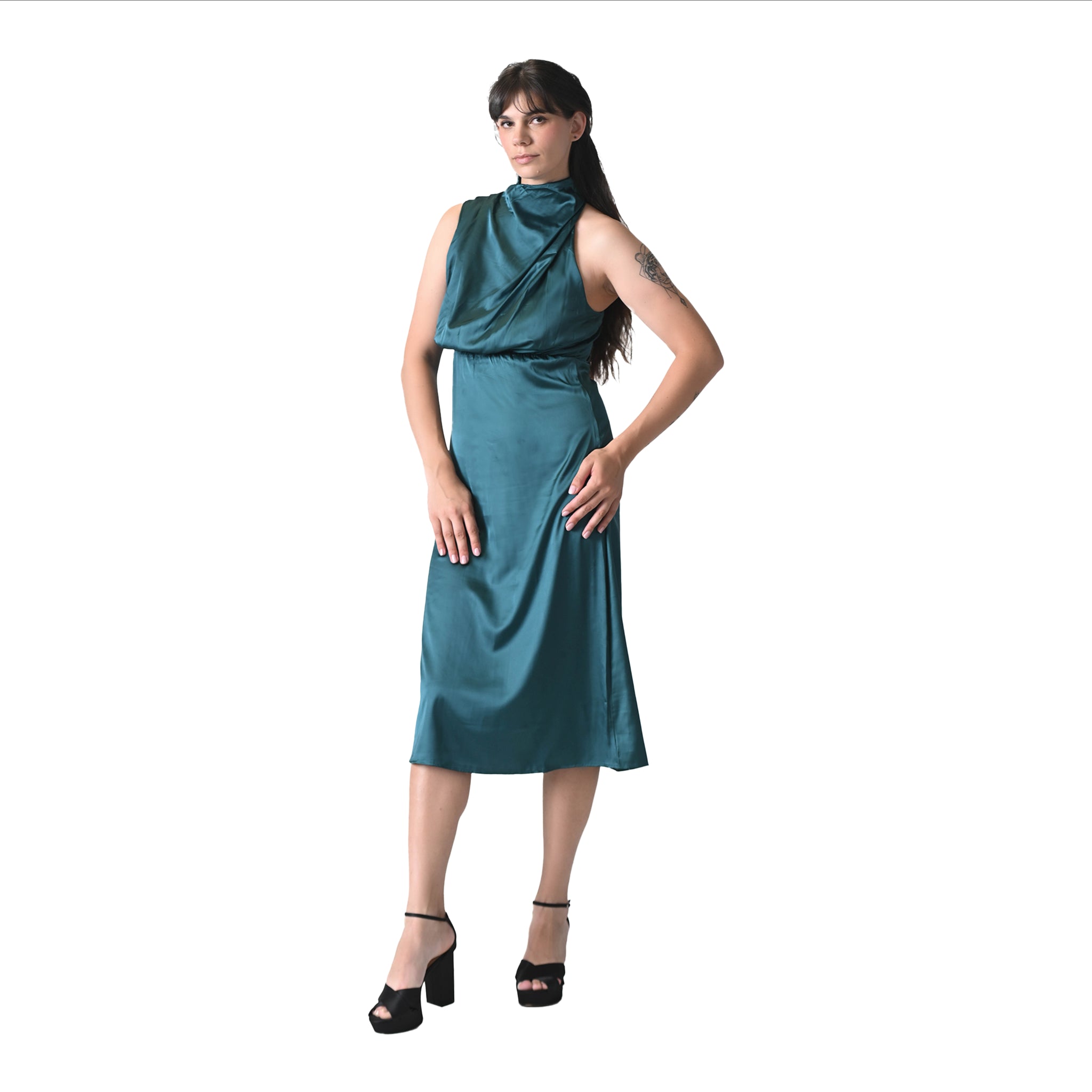 Vestido lencero de satén color oliva de Marilyn